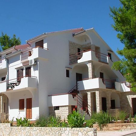 Apartments Pinus Vrboska Værelse billede